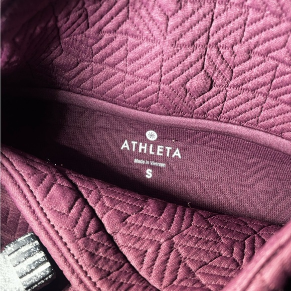 Athleta Quilted Funnel Neck Pullover Sweatshirt - Size Small, Burgundy - Picture 4 of 7
